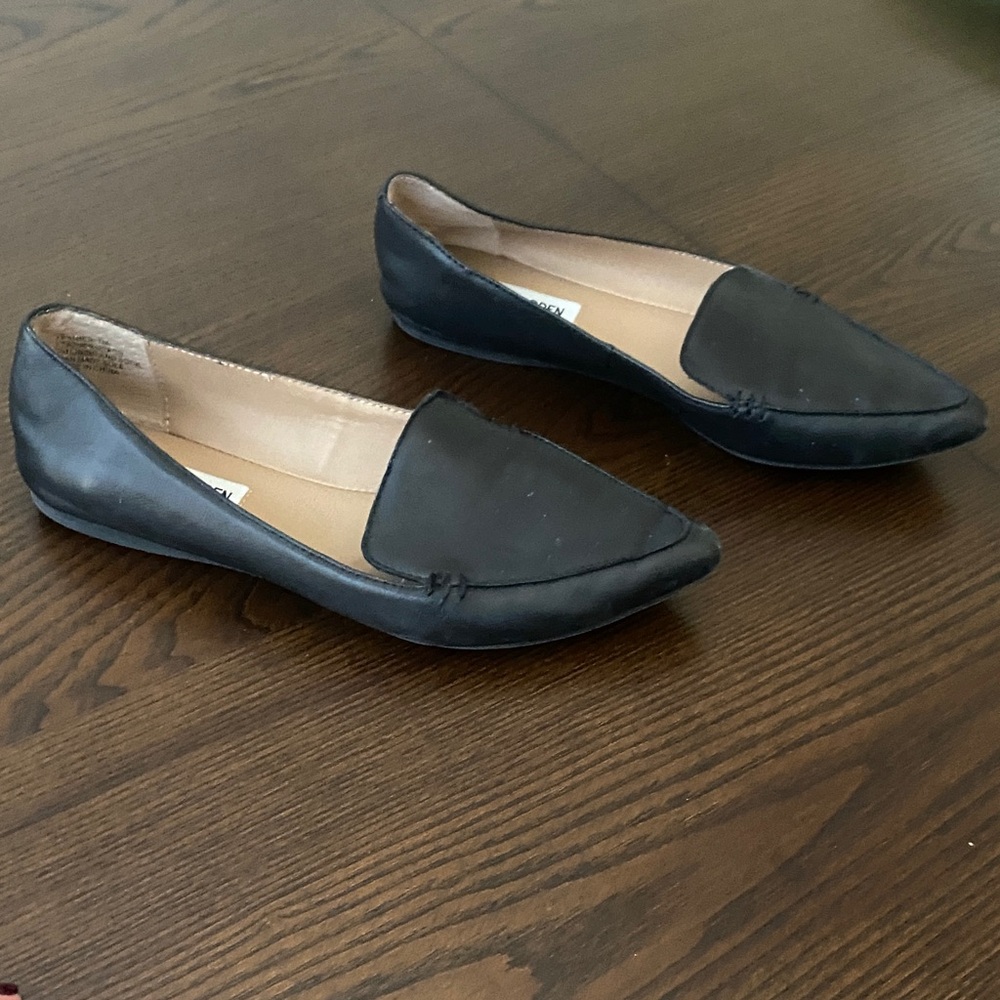 Steve Madden Black Leather Pointed Flats - Picture 3 of 7